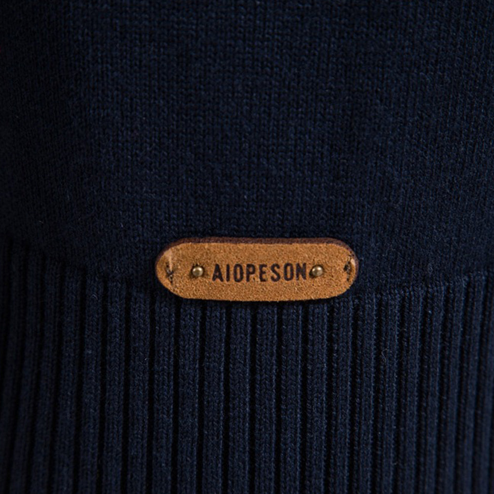 Men's Colorblock Quarter-Zip Pullover